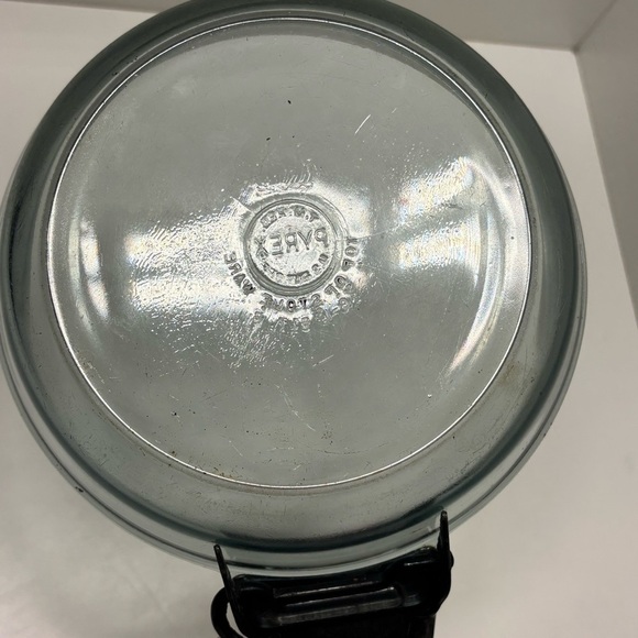 Vintage Pyrex Flameware glass frying pan with metal, removeable handle. - Picture 4 of 8